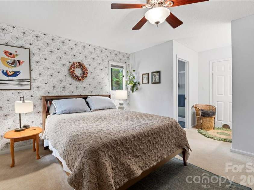 16 Woodsong Lane, Brevard, NC 28712.  MLS# CAR4378122, YatesRealty ID 26891. 