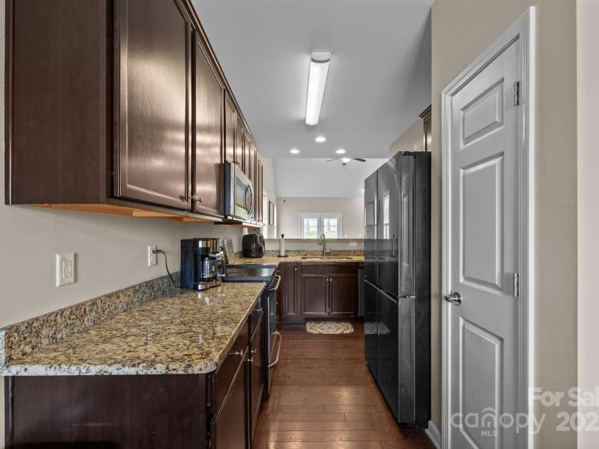 64 Mallard Run Drive, Arden, NC 28704.  MLS# CAR4250878, YatesRealty ID 26891. 