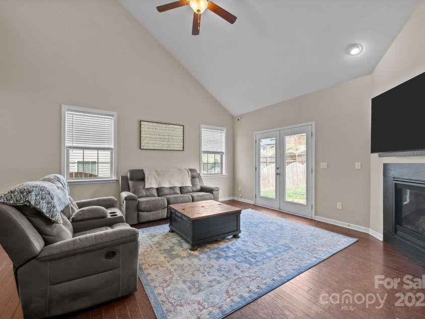 64 Mallard Run Drive, Arden, NC 28704.  MLS# CAR4250878, YatesRealty ID 26891. 