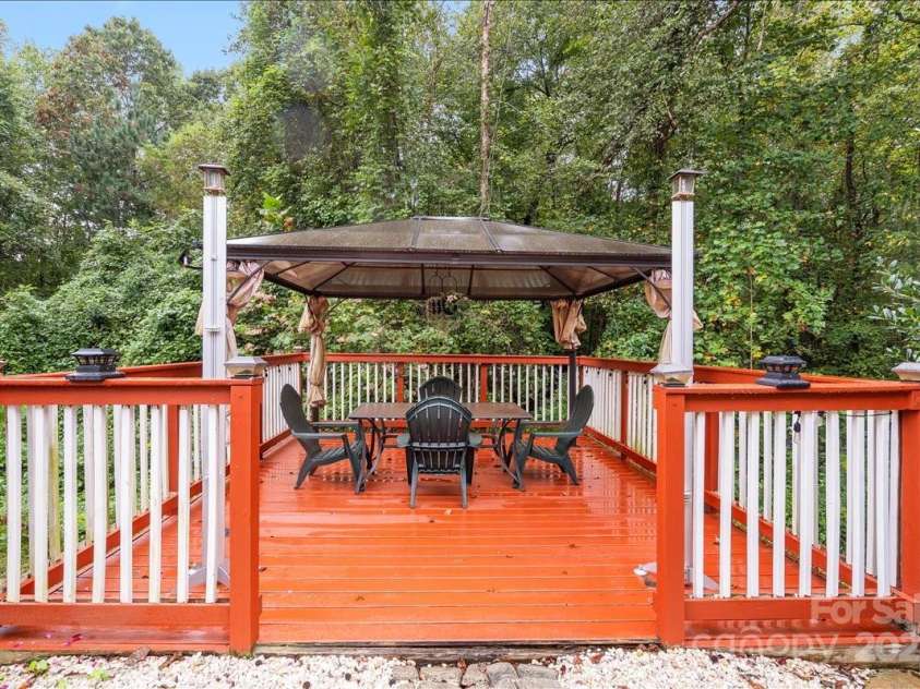 1548 Logan Patrick Court, Gastonia, NC 28052.  MLS# CAR4307809, YatesRealty ID 26892. 