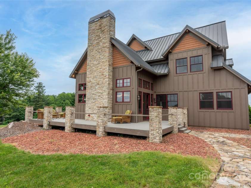 4862 Pinnacle Mountain Road, Zirconia, NC 28790.  MLS# CAR4262983, YatesRealty ID 26893. 
