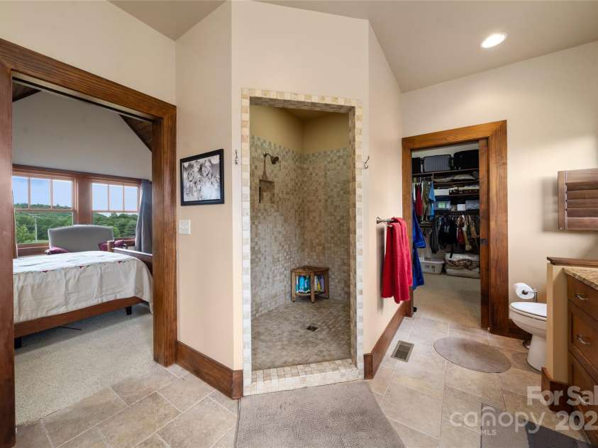 4862 Pinnacle Mountain Road, Zirconia, NC 28790.  MLS# CAR4262983, YatesRealty ID 26893. 