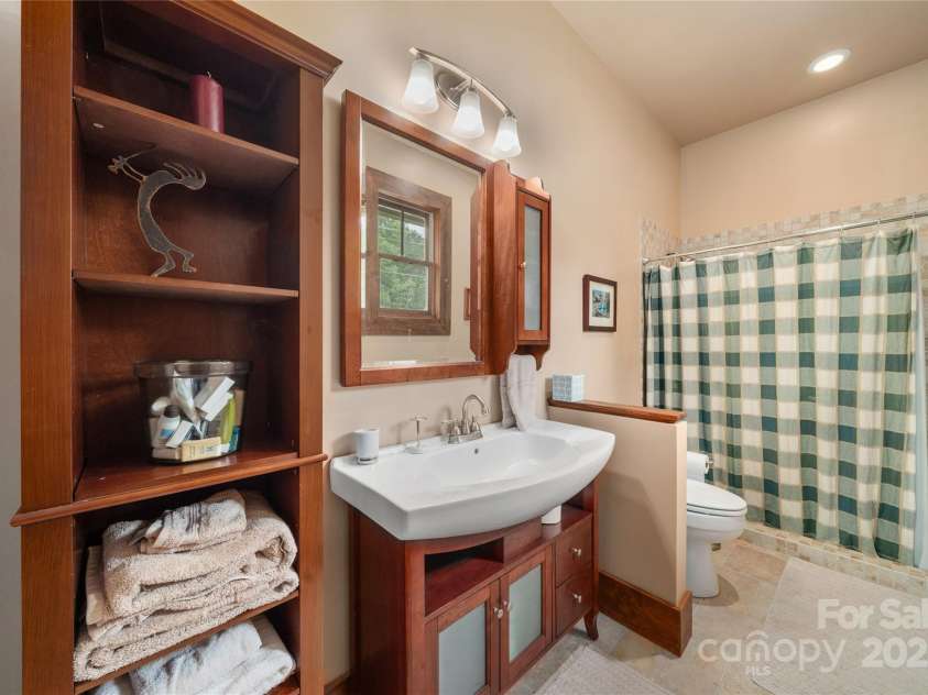 4862 Pinnacle Mountain Road, Zirconia, NC 28790.  MLS# CAR4262983, YatesRealty ID 26893. 