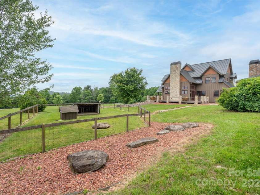 4862 Pinnacle Mountain Road, Zirconia, NC 28790.  MLS# CAR4262983, YatesRealty ID 26893. 