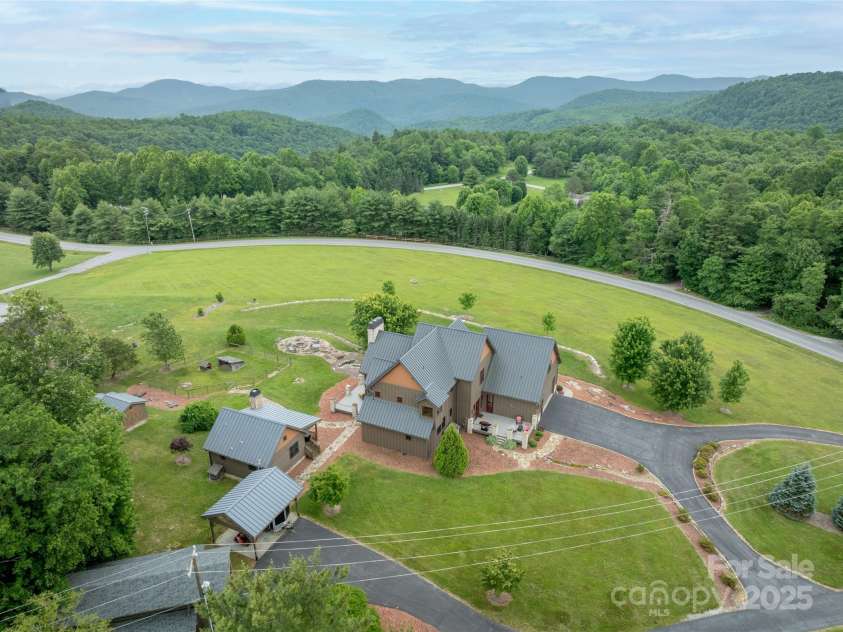 4862 Pinnacle Mountain Road, Zirconia, NC 28790.  MLS# CAR4262983, YatesRealty ID 26893. 