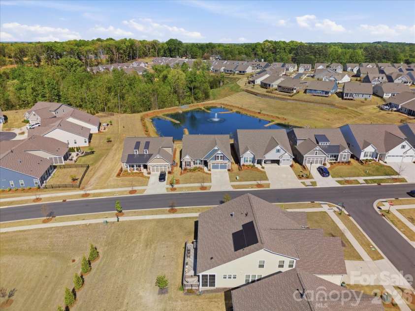 7117 Jolly Brook Drive, Charlotte, NC 28215.  MLS# CAR4368124, YatesRealty ID 26893. 
