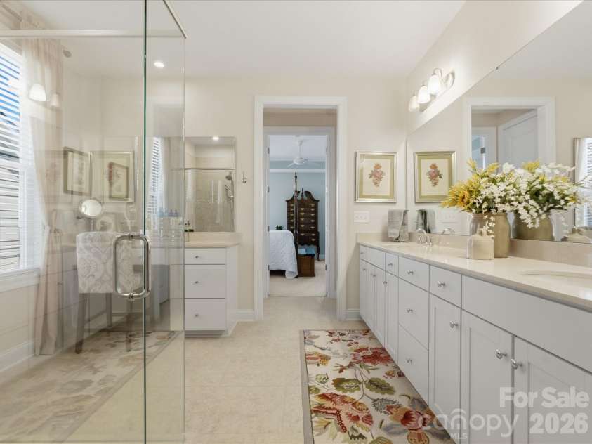7117 Jolly Brook Drive, Charlotte, NC 28215.  MLS# CAR4368124, YatesRealty ID 26893. 