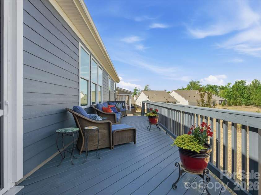 7117 Jolly Brook Drive, Charlotte, NC 28215.  MLS# CAR4368124, YatesRealty ID 26893. 