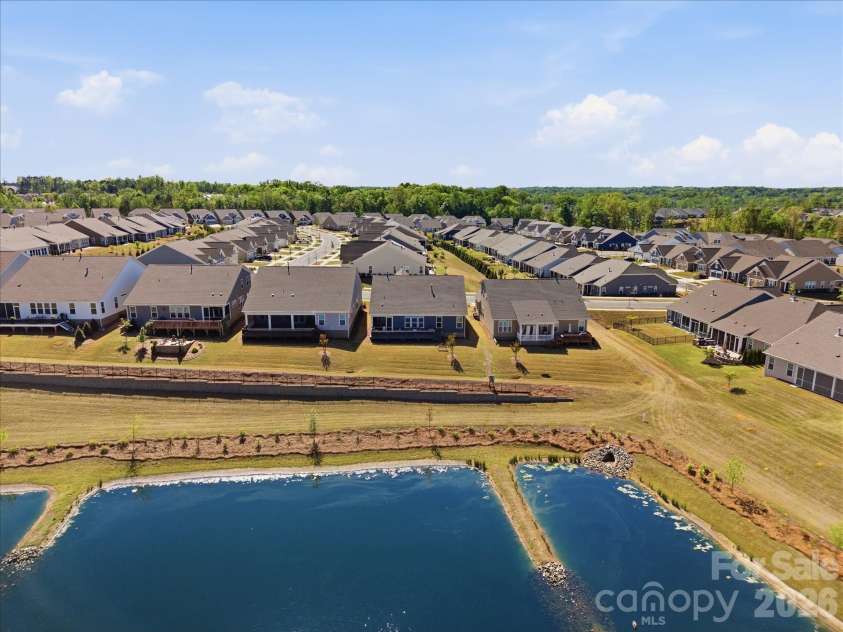 7117 Jolly Brook Drive, Charlotte, NC 28215.  MLS# CAR4368124, YatesRealty ID 26893. 