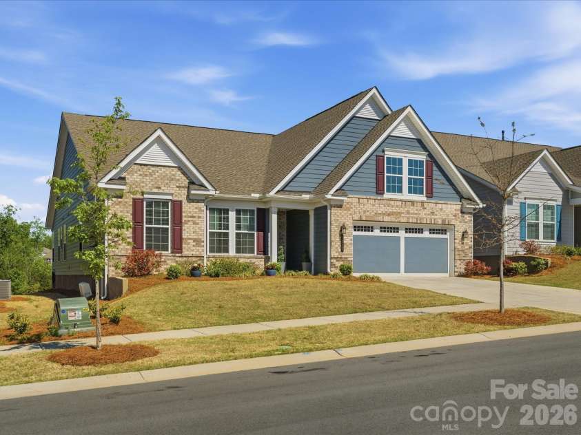 7117 Jolly Brook Drive, Charlotte, NC 28215.  MLS# CAR4368124, YatesRealty ID 26893. 