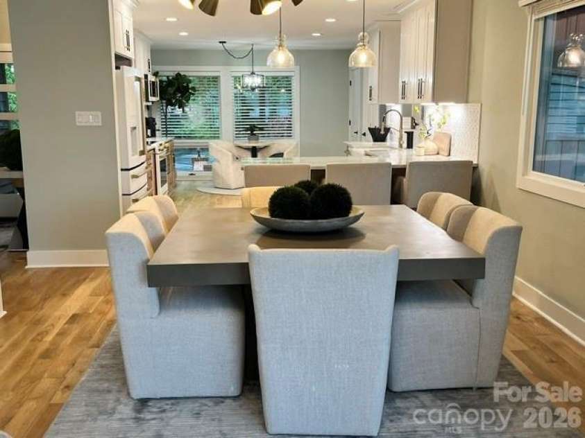 449 Windward Drive, Davidson, NC 28036.  MLS# CAR4385167, YatesRealty ID 26894. 