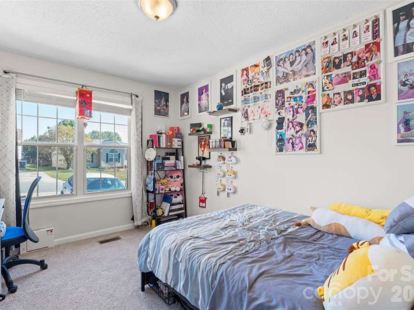 1009 Braxton Drive, Concord, NC 28025.  MLS# CAR4313809, YatesRealty ID 26895. 