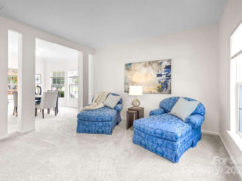 6720 Long Nook Lane, Indian Trail, NC 28079.  MLS# CAR4272978, YatesRealty ID 26895. Living Room