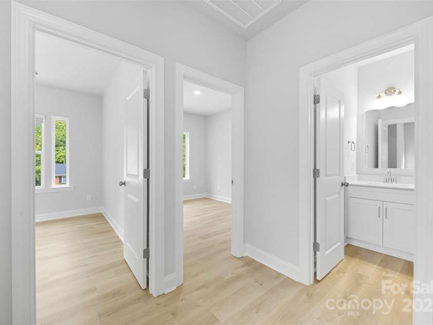 1318 Condon Street, Charlotte, NC 28216.  MLS# CAR4303616, YatesRealty ID 26896. 