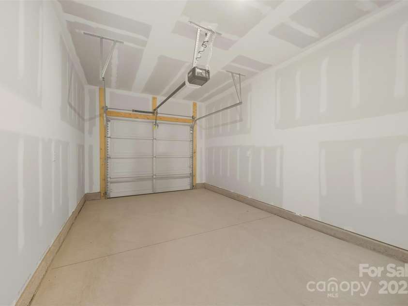 1318 Condon Street, Charlotte, NC 28216.  MLS# CAR4303616, YatesRealty ID 26896. 