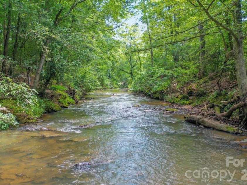 2135 Buck Shoals Road, Hamptonville, NC 27020.  MLS# CAR4386356, YatesRealty ID 26896. 