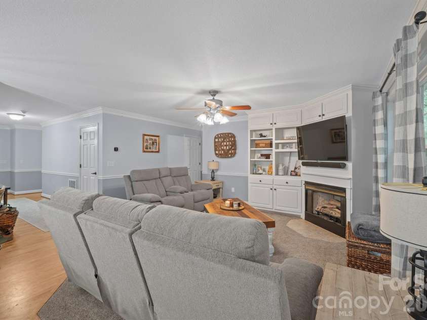 2135 Buck Shoals Road, Hamptonville, NC 27020.  MLS# CAR4386356, YatesRealty ID 26896. 