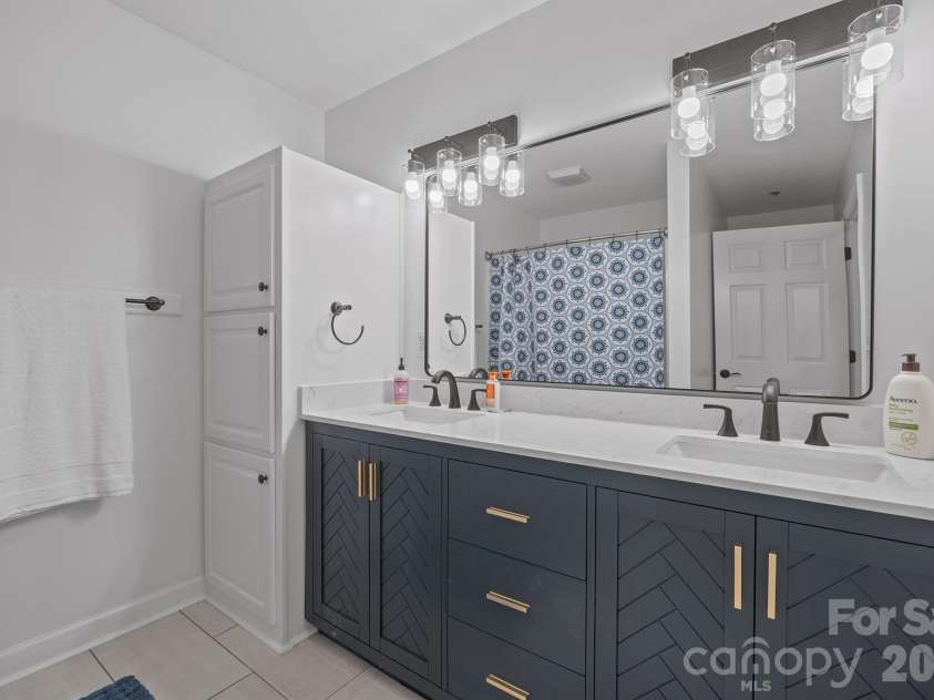 2135 Buck Shoals Road, Hamptonville, NC 27020.  MLS# CAR4386356, YatesRealty ID 26896. 