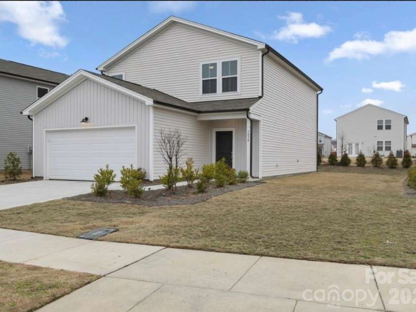 3038 Langhorne Avenue, Concord, NC 28027.  MLS# CAR4385754, YatesRealty ID 26897. 