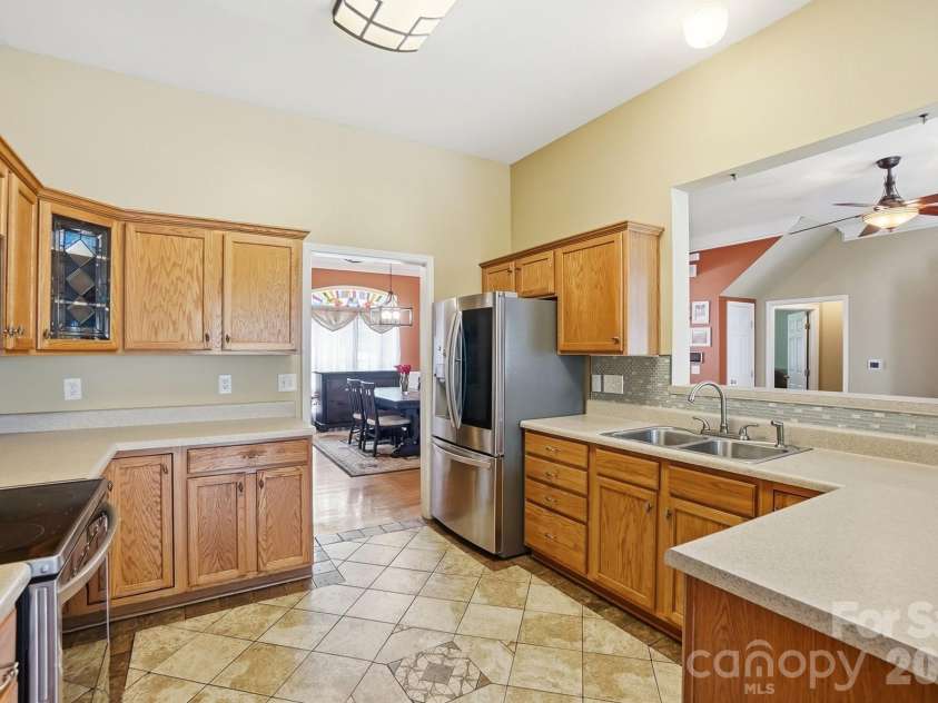 12610 Skymaster Court, Charlotte, NC 28278.  MLS# CAR4383021, YatesRealty ID 26898. 