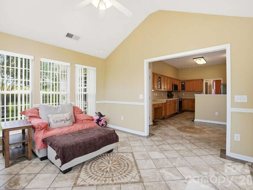 12610 Skymaster Court, Charlotte, NC 28278.  MLS# CAR4383021, YatesRealty ID 26898. 