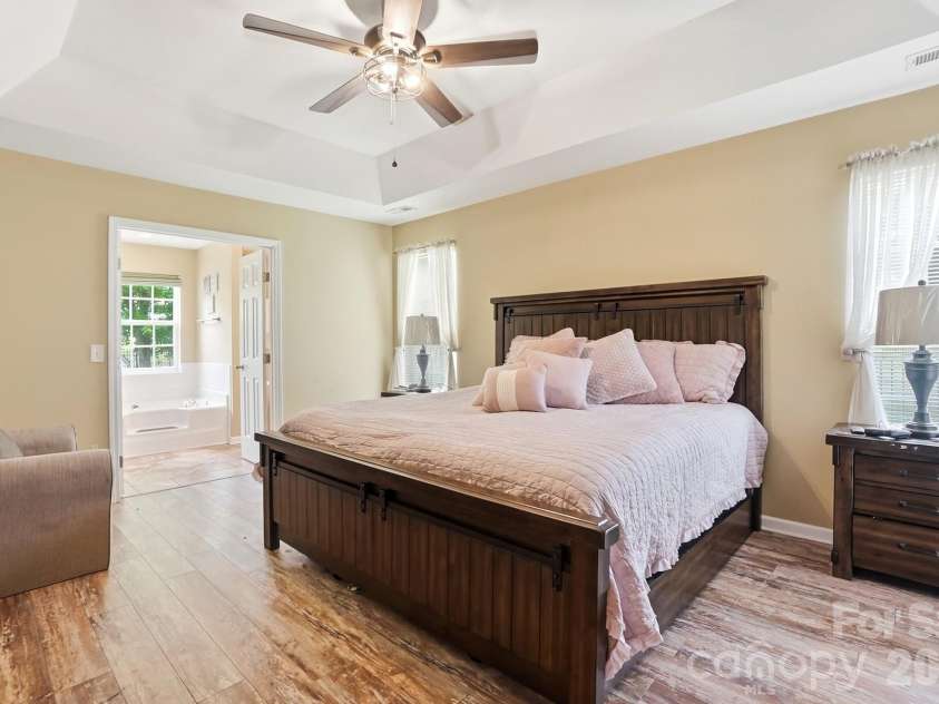 12610 Skymaster Court, Charlotte, NC 28278.  MLS# CAR4383021, YatesRealty ID 26898. 