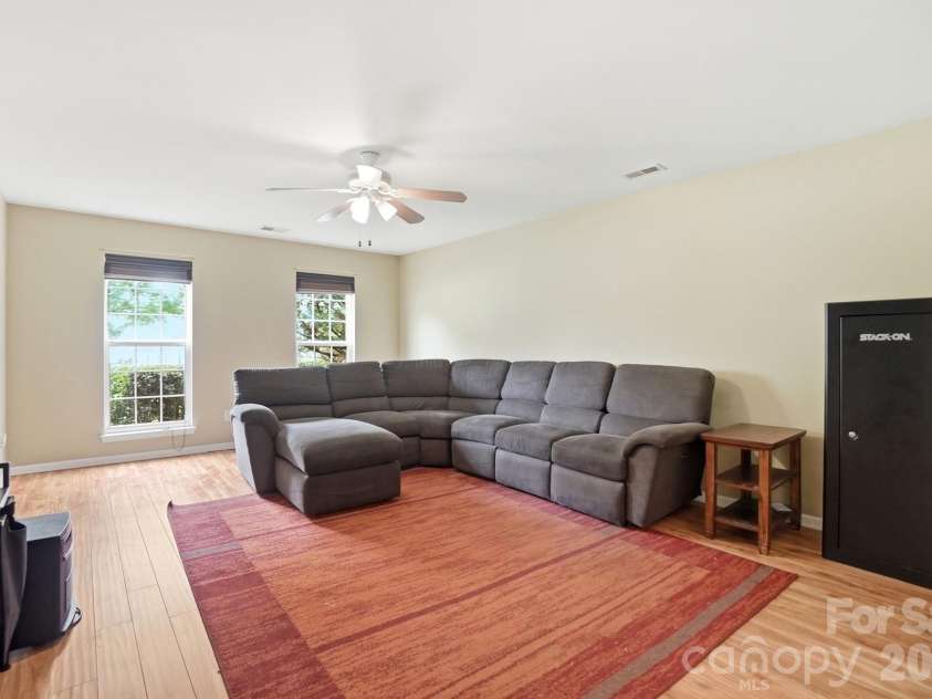12610 Skymaster Court, Charlotte, NC 28278.  MLS# CAR4383021, YatesRealty ID 26898. 