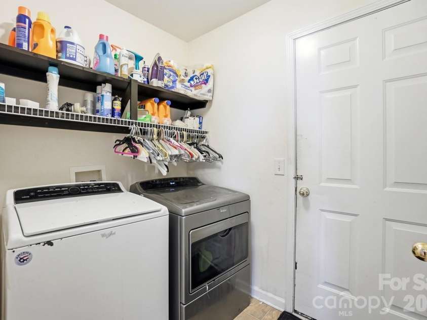 12610 Skymaster Court, Charlotte, NC 28278.  MLS# CAR4383021, YatesRealty ID 26898. 