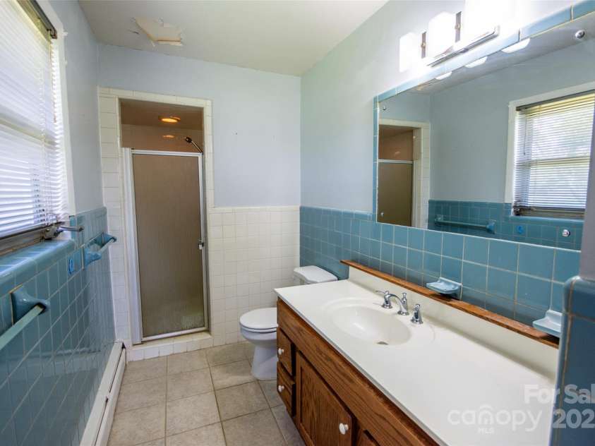 615 Bell Farm Road, Statesville, NC 28625.  MLS# CAR4272410, YatesRealty ID 26898. 