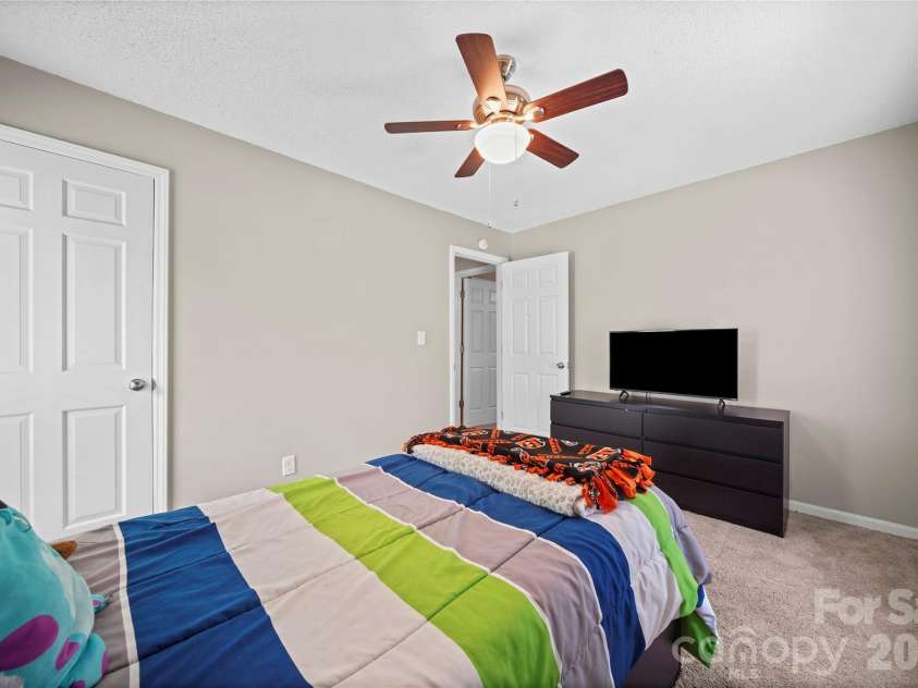 1650 Forest Lake Drive, Rock Hill, SC 29732.  MLS# CAR4384321, YatesRealty ID 26899. 