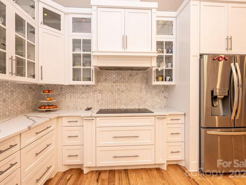 100 White Fawn Circle, Granite Falls, NC 28630.  MLS# CAR4200068, YatesRealty ID 269. 