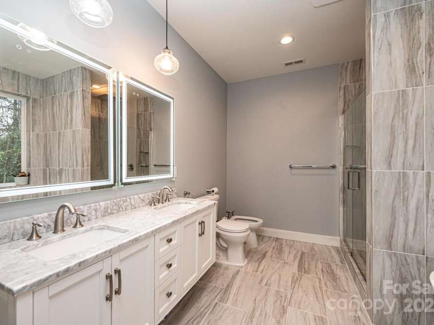 100 White Fawn Circle, Granite Falls, NC 28630.  MLS# CAR4200068, YatesRealty ID 269. 