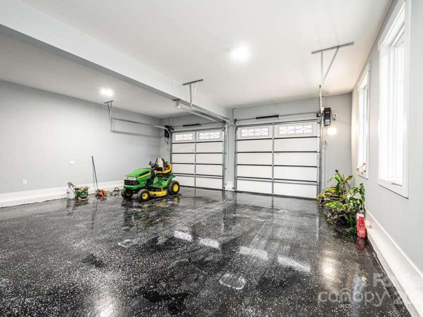 100 White Fawn Circle, Granite Falls, NC 28630.  MLS# CAR4200068, YatesRealty ID 269. 