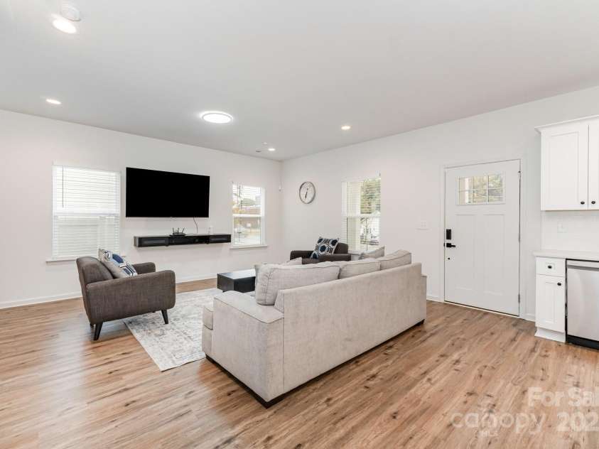 2513 Pruitt Street, Charlotte, NC 28208.  MLS# CAR4317598, YatesRealty ID 269. 