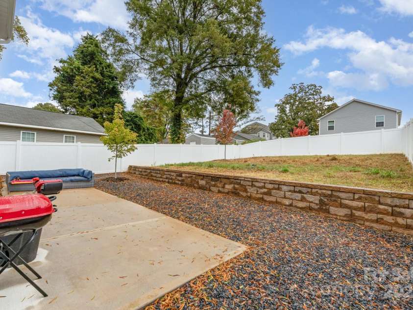 2513 Pruitt Street, Charlotte, NC 28208.  MLS# CAR4317598, YatesRealty ID 269. 