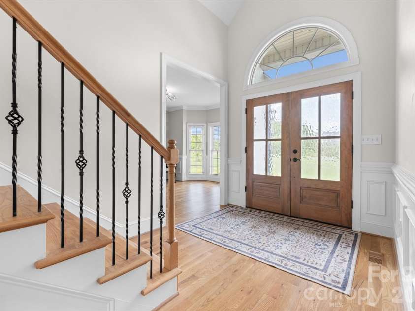 2015 Pierson Drive, Lancaster, SC 29720.  MLS# CAR4386395, YatesRealty ID 26900. 