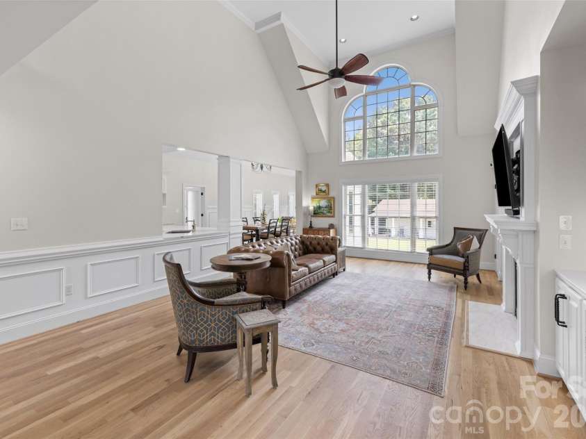 2015 Pierson Drive, Lancaster, SC 29720.  MLS# CAR4386395, YatesRealty ID 26900. 