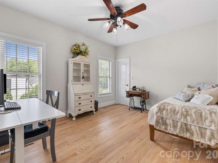 2015 Pierson Drive, Lancaster, SC 29720.  MLS# CAR4386395, YatesRealty ID 26900. 