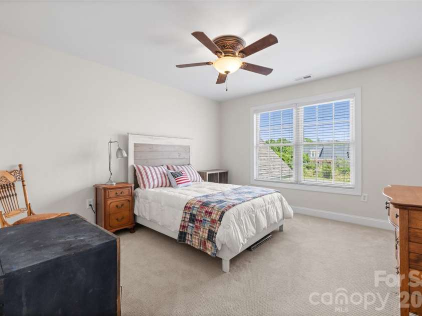 2015 Pierson Drive, Lancaster, SC 29720.  MLS# CAR4386395, YatesRealty ID 26900. 