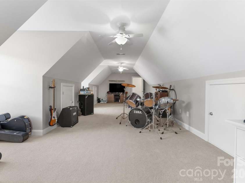 2015 Pierson Drive, Lancaster, SC 29720.  MLS# CAR4386395, YatesRealty ID 26900. 