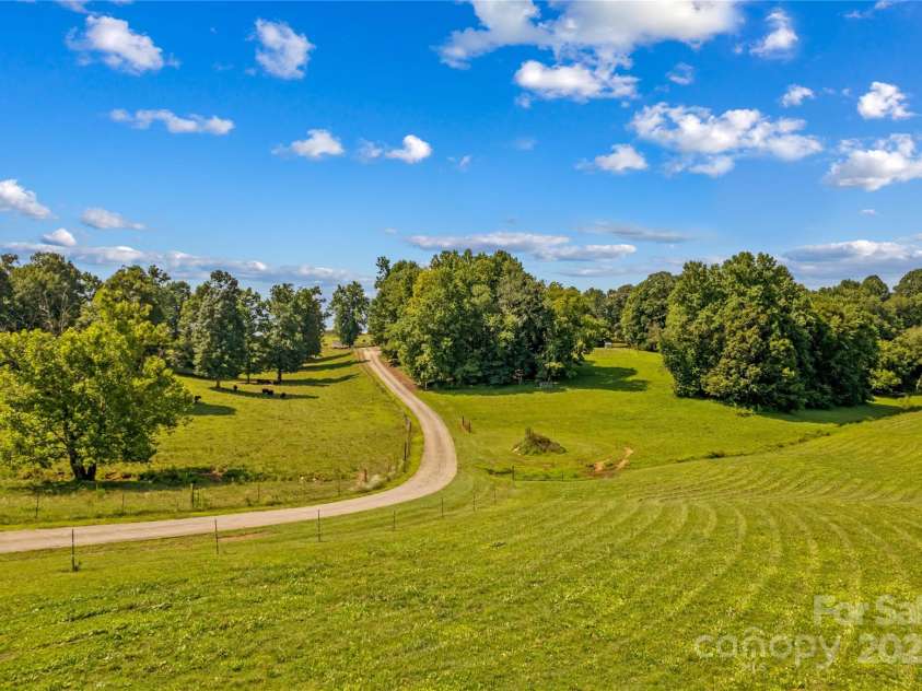 179 J and W Road, Olin, NC 28660.  MLS# CAR4278976, YatesRealty ID 26901. 
