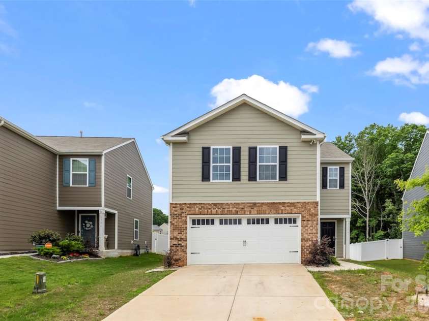 2270 Redstone Drive, York, SC 29745.  MLS# CAR4388024, YatesRealty ID 26903. 