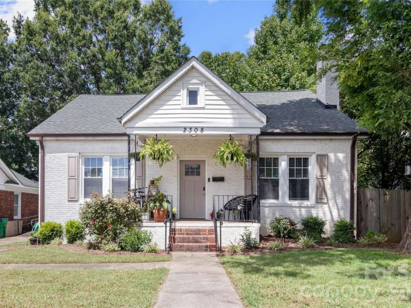 2308 Carmine Street, Charlotte, NC 28206.  MLS# CAR4387783, YatesRealty ID 26905. 