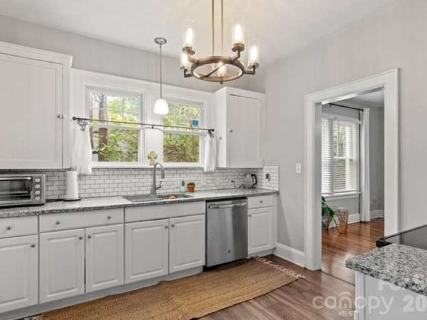 2308 Carmine Street, Charlotte, NC 28206.  MLS# CAR4387783, YatesRealty ID 26905. 