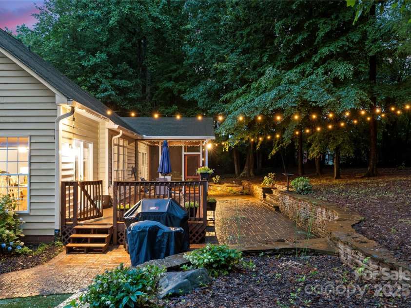 15301 Marsh Field Court, Huntersville, NC 28078.  MLS# CAR4258409, YatesRealty ID 26909. 