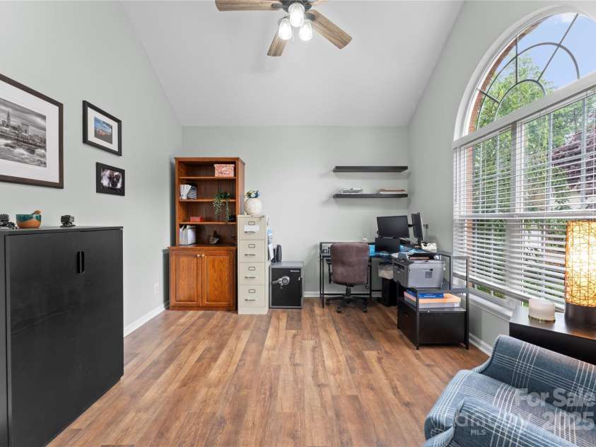15301 Marsh Field Court, Huntersville, NC 28078.  MLS# CAR4258409, YatesRealty ID 26909. 