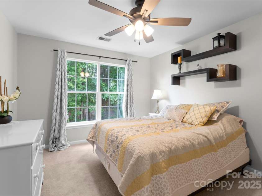 15301 Marsh Field Court, Huntersville, NC 28078.  MLS# CAR4258409, YatesRealty ID 26909. 