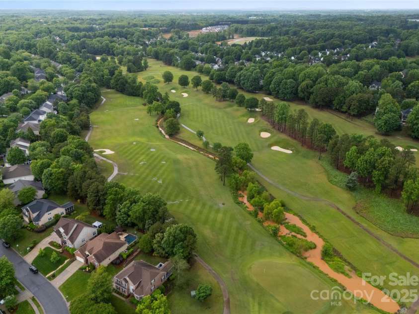 15301 Marsh Field Court, Huntersville, NC 28078.  MLS# CAR4258409, YatesRealty ID 26909. 