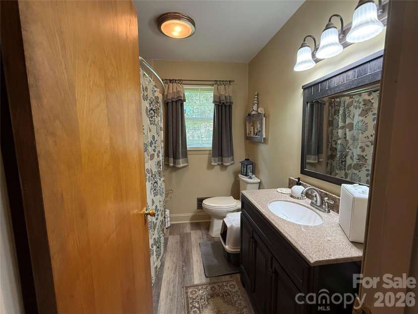 9108 Wilson Heights Avenue, Hildebran, NC 28637.  MLS# CAR4384953, YatesRealty ID 26909. 