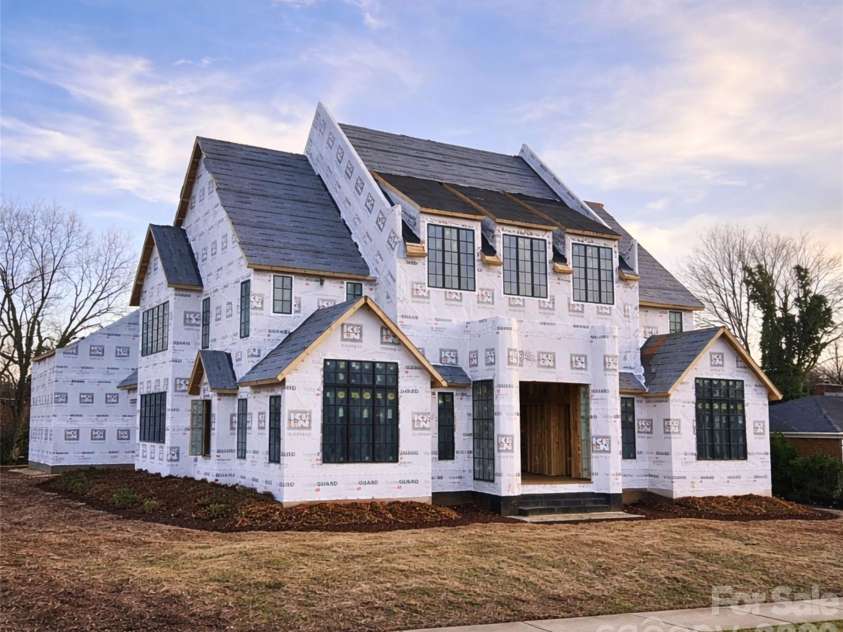 1240 Paddock Circle, Charlotte, NC 28209.  MLS# CAR4337497, YatesRealty ID 2691. 